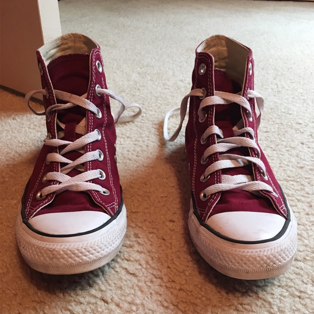 Converse - Picture 3 of 5